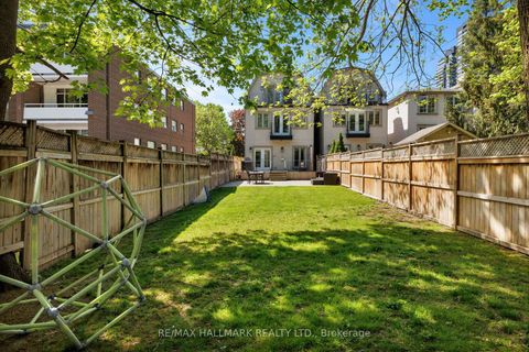 Photo 44 at 194 Erskine Avenue, Mount Pleasant East, Toronto