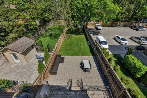 Photo 48 at 194 Erskine Avenue, Mount Pleasant East, Toronto