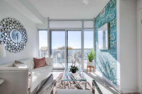 Photo 3 at 628 - 621 Sheppard Avenue E, Bayview Village, Toronto