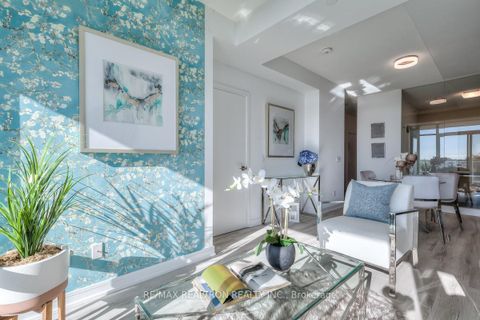 Photo 5 at 628 - 621 Sheppard Avenue E, Bayview Village, Toronto