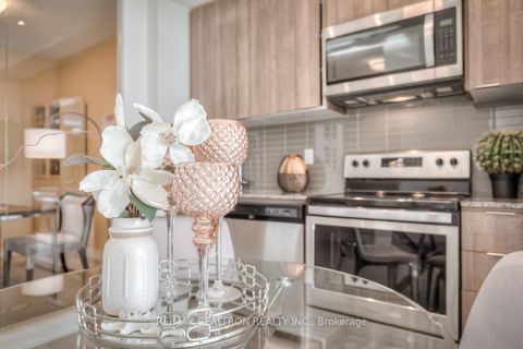 Photo 12 at 628 - 621 Sheppard Avenue E, Bayview Village, Toronto