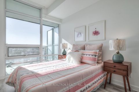 Photo 13 at 628 - 621 Sheppard Avenue E, Bayview Village, Toronto