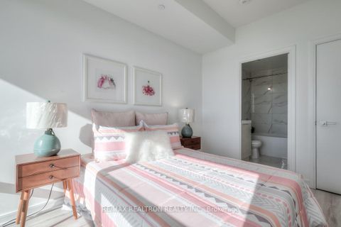 Photo 15 at 628 - 621 Sheppard Avenue E, Bayview Village, Toronto