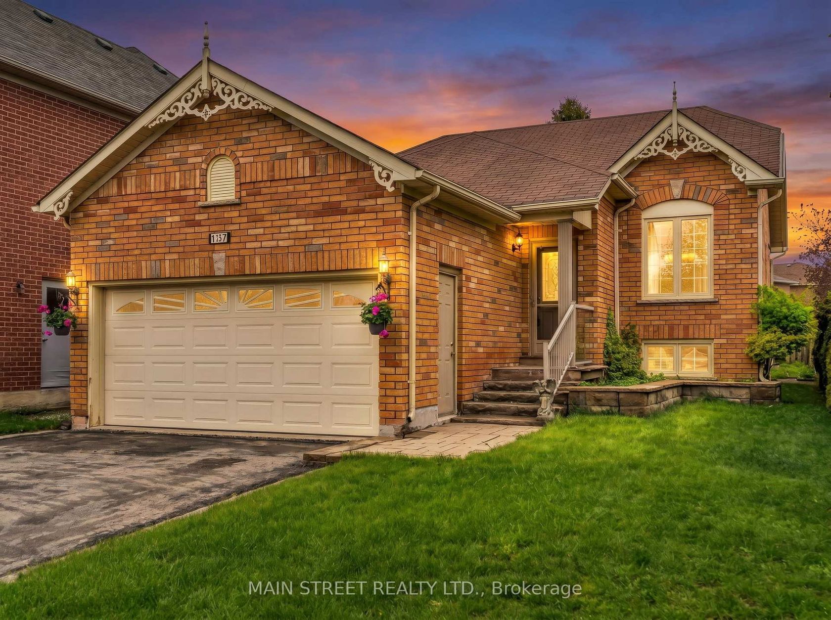 137 Clearmeadow Boulevard, Summerhill Estates, Newmarket photo 7