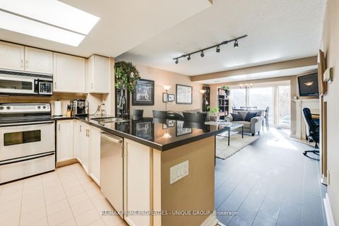 Photo 7 at LC7 - 18 Concorde Place, Don Mills, Toronto