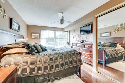Photo 18 at LC7 - 18 Concorde Place, Don Mills, Toronto