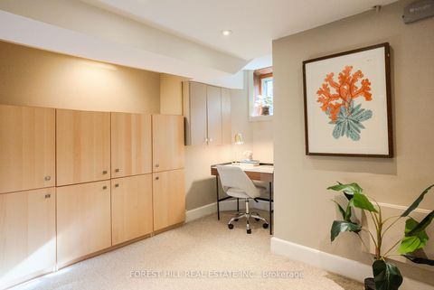 Photo 16 at 451 Sackville Street, South St. James Town, Toronto