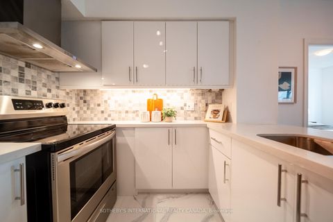 Photo 2 at 809 - 319 Merton Street, Mount Pleasant West, Toronto