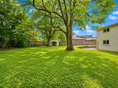 Photo 33 at 67 Grove Park Crescent, Don Valley Village, Toronto