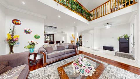 Photo 3 at 3 Stinson Circle, Parkview, Toronto
