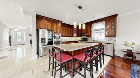 Photo 10 at 3 Stinson Circle, Parkview, Toronto
