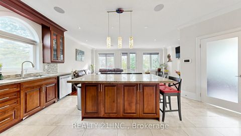 Photo 12 at 3 Stinson Circle, Parkview, Toronto