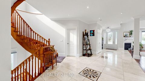 Photo 15 at 3 Stinson Circle, Parkview, Toronto