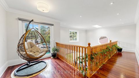 Photo 19 at 3 Stinson Circle, Parkview, Toronto