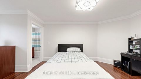 Photo 27 at 3 Stinson Circle, Parkview, Toronto