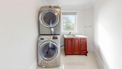 Photo 33 at 3 Stinson Circle, Parkview, Toronto