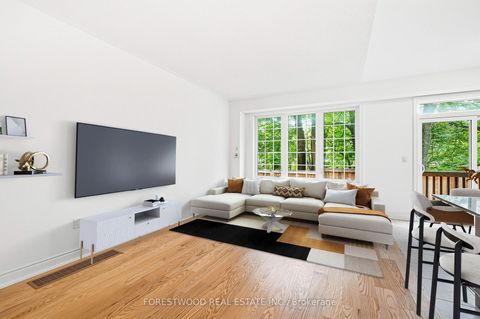 Photo 5 at 9 Deer Creek Court, Centennial Scarborough, Toronto