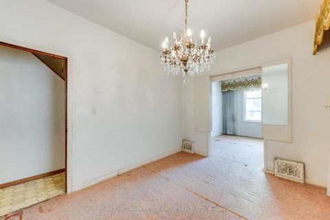Photo 9 at 160 Coxwell Avenue, Coxwell, Toronto