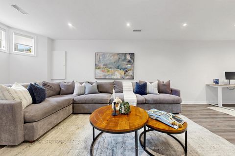 Photo 23 at 256 Earlscourt Avenue, Fairbank, Toronto