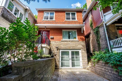 Photo 1 at 18 Bellefair Avenue, The Beaches, Toronto