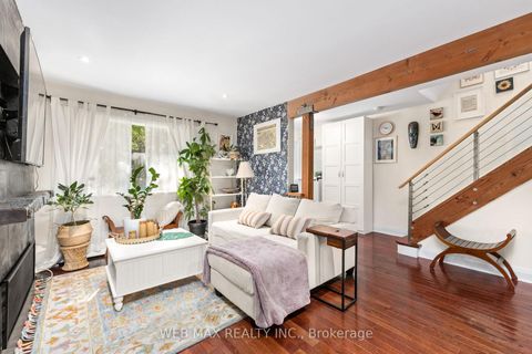 Photo 3 at 18 Bellefair Avenue, The Beaches, Toronto