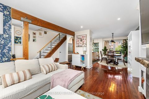 Photo 4 at 18 Bellefair Avenue, The Beaches, Toronto