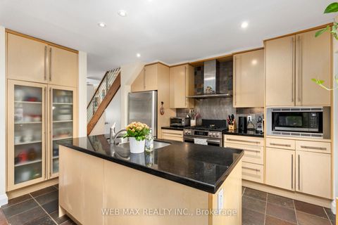 Photo 8 at 18 Bellefair Avenue, The Beaches, Toronto