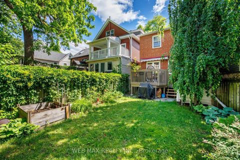 Photo 26 at 18 Bellefair Avenue, The Beaches, Toronto