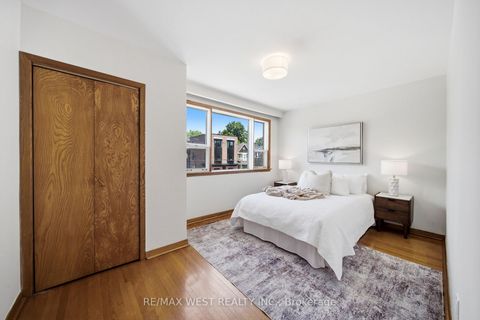 Photo 10 at 167 Tyrrel Avenue, Wychwood, Toronto