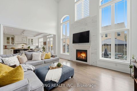 Photo 6 at 76 Chesney Crescent, Kleinburg, Vaughan