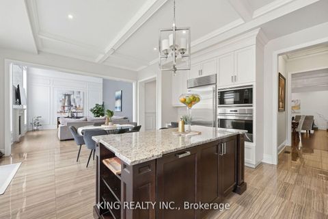 Photo 8 at 76 Chesney Crescent, Kleinburg, Vaughan