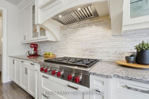 Photo 10 at 76 Chesney Crescent, Kleinburg, Vaughan
