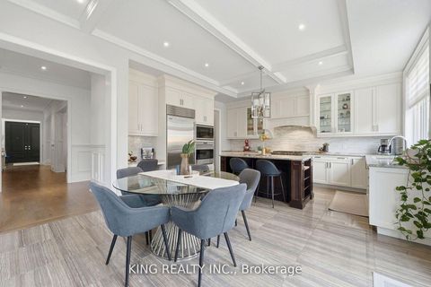 Photo 11 at 76 Chesney Crescent, Kleinburg, Vaughan