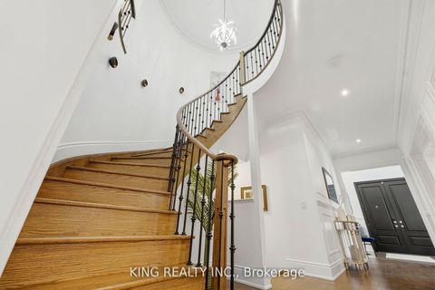 Photo 15 at 76 Chesney Crescent, Kleinburg, Vaughan