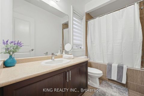 Photo 34 at 76 Chesney Crescent, Kleinburg, Vaughan