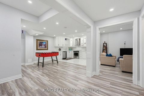 Photo 36 at 76 Chesney Crescent, Kleinburg, Vaughan