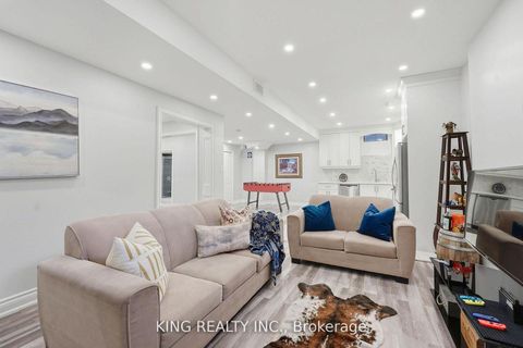 Photo 38 at 76 Chesney Crescent, Kleinburg, Vaughan