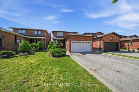 Photo 1 at 130 Jackman Crescent, West Woodbridge, Vaughan