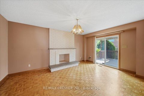 Photo 18 at 130 Jackman Crescent, West Woodbridge, Vaughan