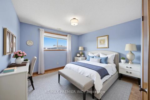 Photo 24 at 130 Jackman Crescent, West Woodbridge, Vaughan