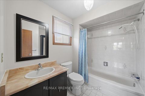 Photo 30 at 130 Jackman Crescent, West Woodbridge, Vaughan