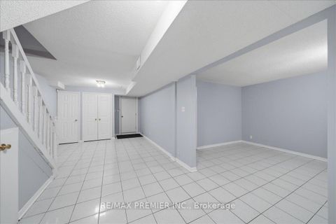 Photo 32 at 130 Jackman Crescent, West Woodbridge, Vaughan