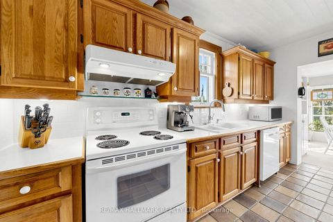 Photo 10 at 59 Courcelette Road, Cliffside, Toronto