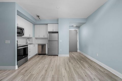 Photo 3 at 809 - 3220 Sheppard Avenue E, Sullivan, Toronto