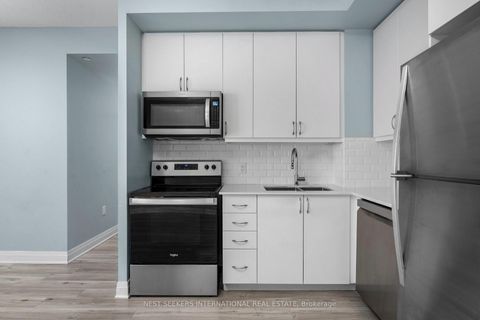 Photo 5 at 809 - 3220 Sheppard Avenue E, Sullivan, Toronto