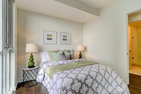 Photo 10 at 1610 - 20 Bruyeres Mews, Waterfront Communities C1, Toronto