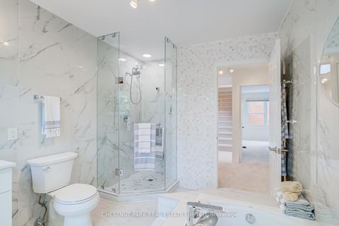 Photo 16 at 9 - 41 Spruce Street, South St. James Town, Toronto