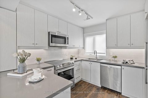 Photo 13 at 4 - 2 Withrow Avenue, North Riverdale, Toronto