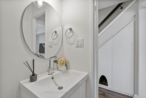 Photo 15 at 4 - 2 Withrow Avenue, North Riverdale, Toronto
