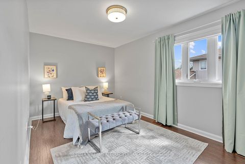 Photo 17 at 4 - 2 Withrow Avenue, North Riverdale, Toronto